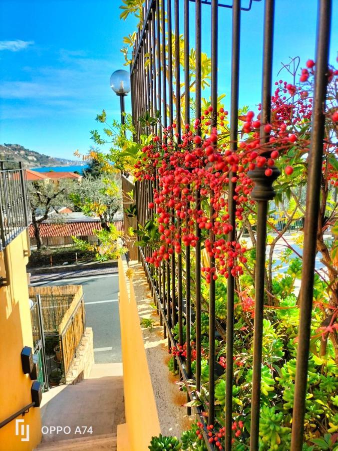 Ferienwohnung Corso Montecarlo Ventimiglia Exterior foto