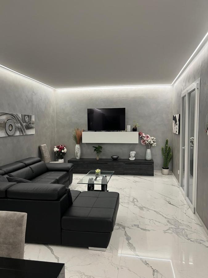 Ferienwohnung Corso Montecarlo Ventimiglia Exterior foto